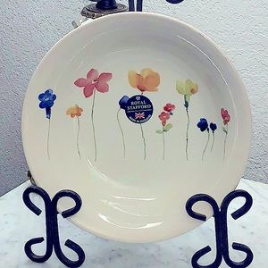 ROYAL STAFFORD SCARTTERED FLOWERS PASTA BOWL 9 INCH NEW ENGLAND